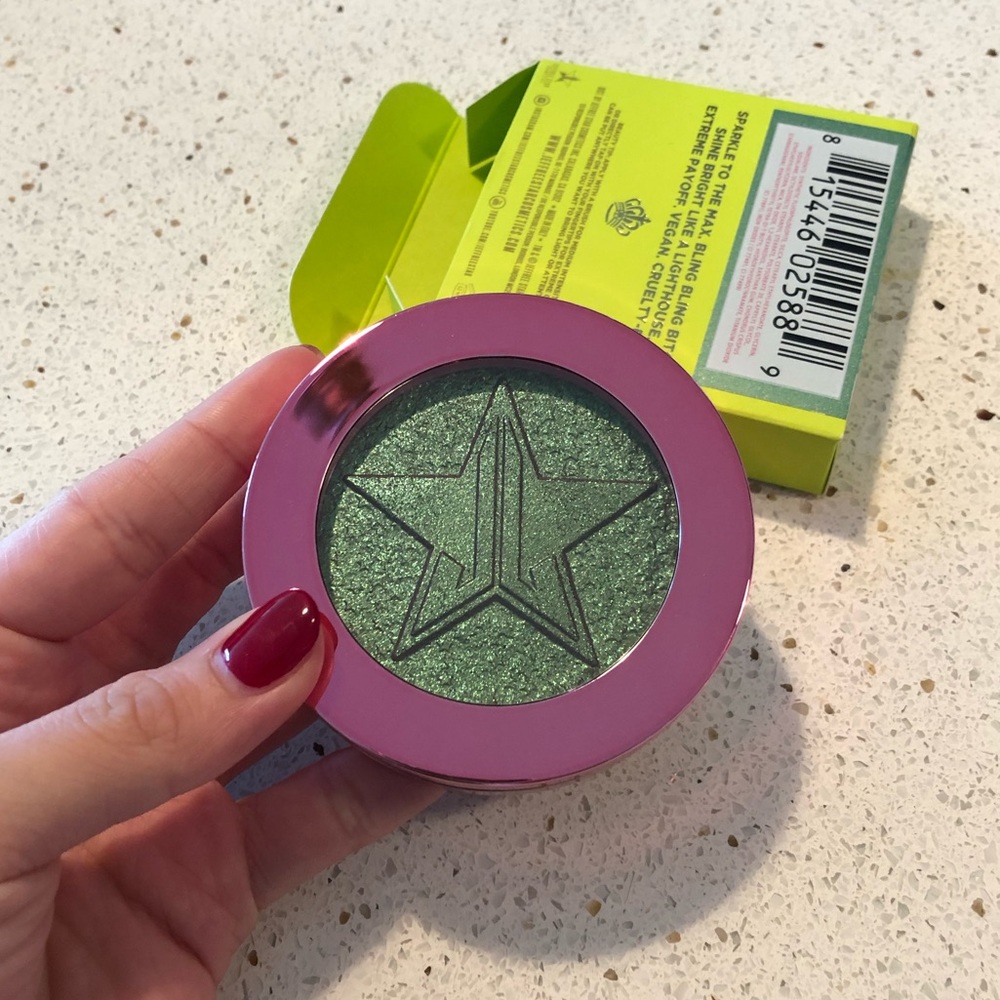 Jeffree Star supreme frost candy apple drip 🍏